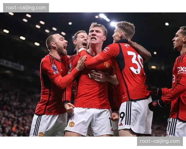 曼联收入排名跌至历史第八 竞技成绩拖累转播收入锐减四千万镑 曼联收入排名跌至历史第八 竞技成绩拖累转播收入锐减四千万镑